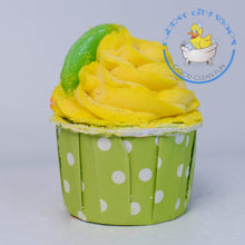 Load image into Gallery viewer, Bath Bomb Cupcakes